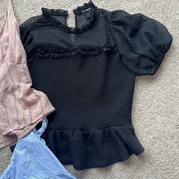 Assorted Women's Tops Collection - Picture 4 of 4